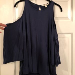 Navy cold shoulder top never worn